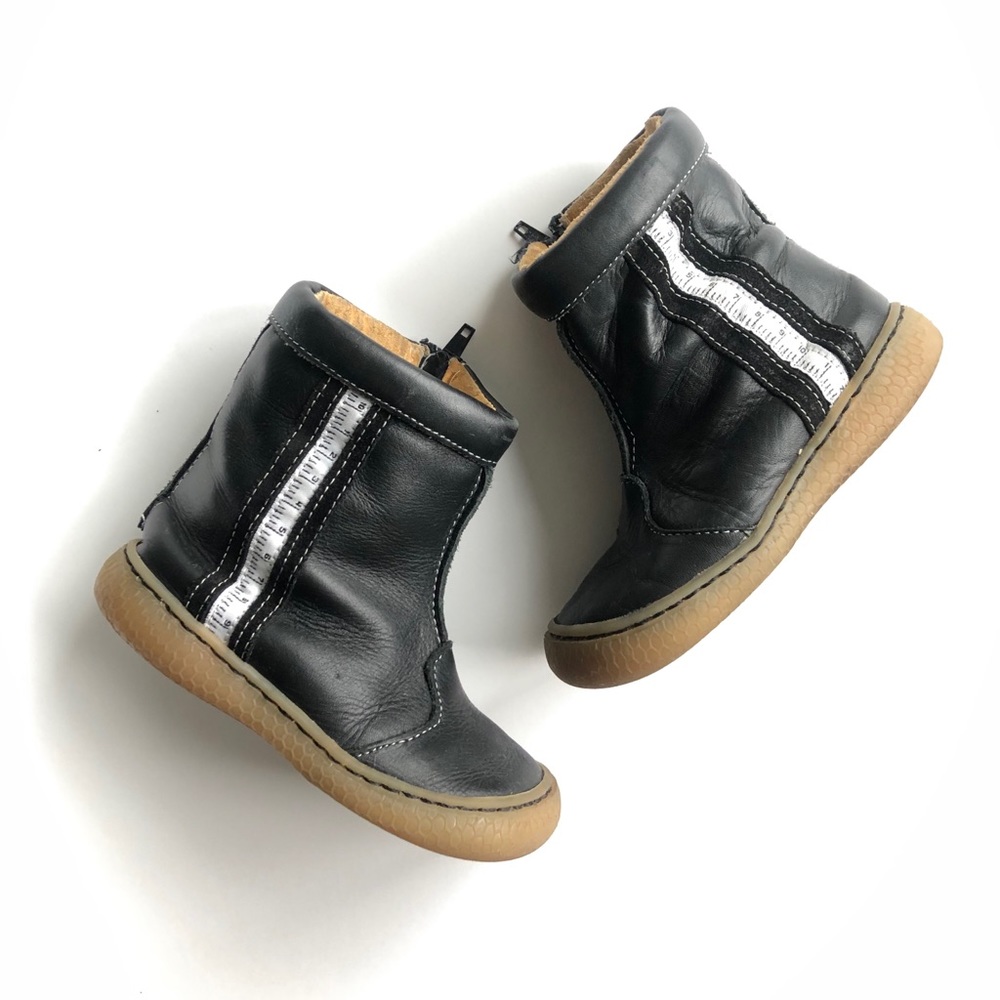 LIVIE & LUCA Black Leather Unisex Boots